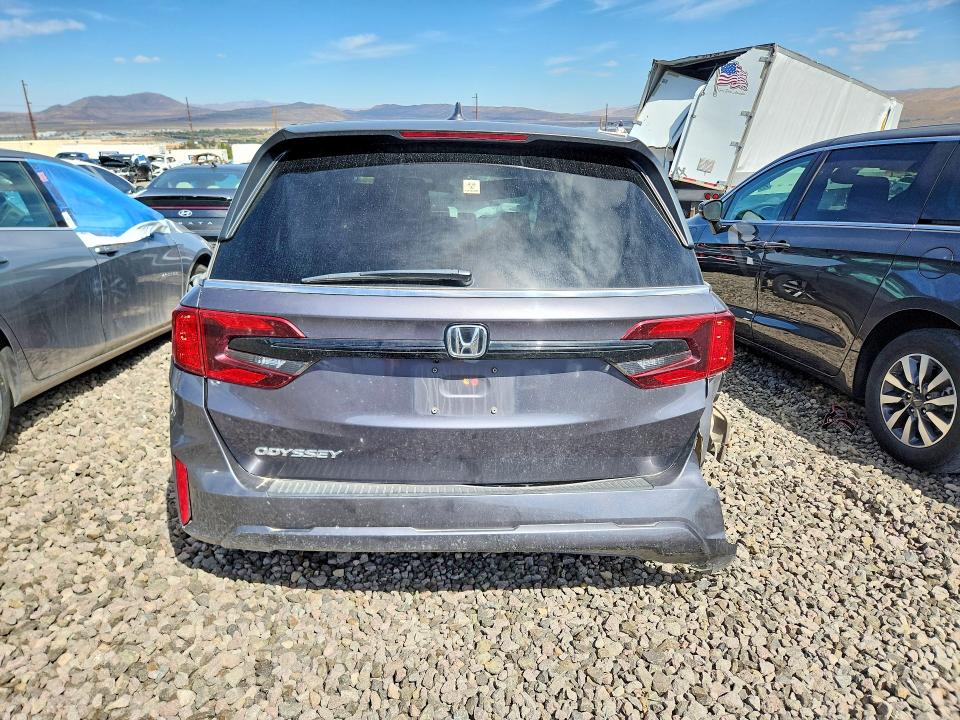 Photo 6 from auction – 2025 HONDA ODYSSEY with VIN 5FNRL6H61SB059461