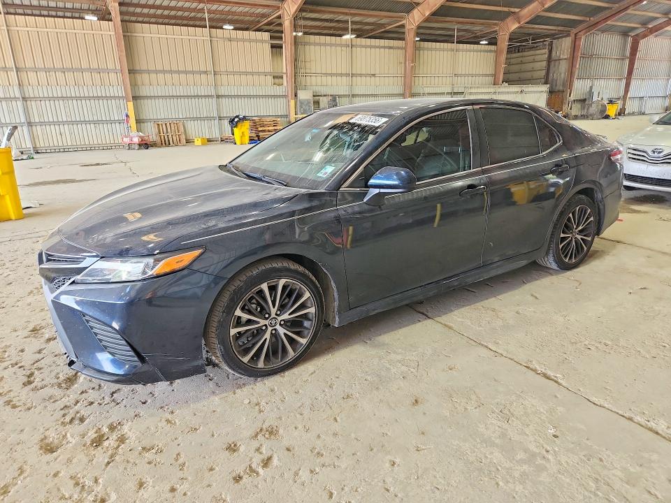 TOYOTA CAMRY 2020 с VIN 4T1G11AK6LU330221 - Снимка от търг