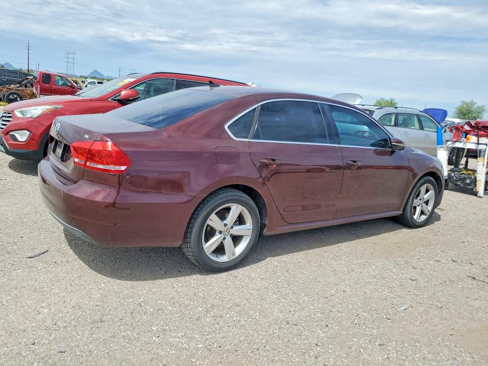 Photo 3 from auction – 2012 VOLKSWAGEN PASSAT with VIN 1VWBP7A35CC085682