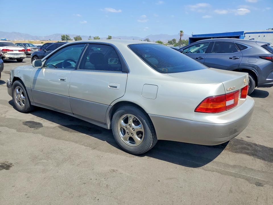 Foto 2 de la subasta – 1997 LEXUS ES con VIN JT8BF22G1V0040381