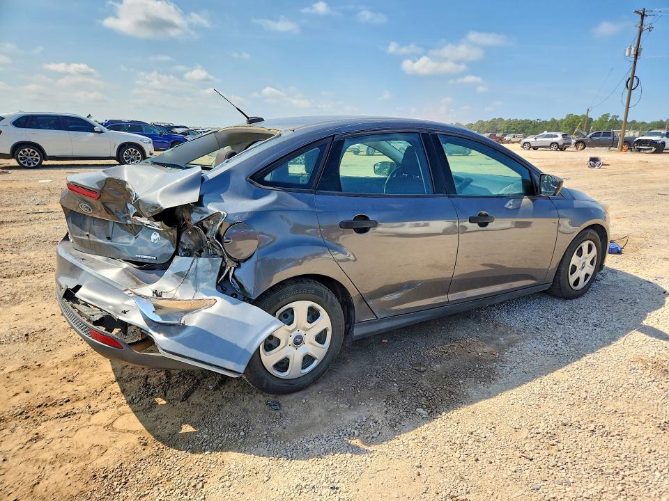 Снимка 3 от търг – 2016 FORD FOCUS с VIN 1FADP3E26GL356959