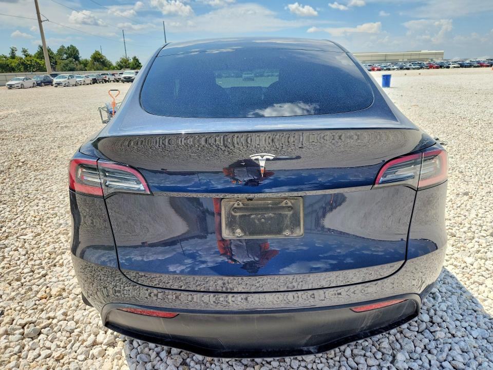 Снимка 6 от търг – 2025 TESLA MODEL Y с VIN 7SAYGDED5SA356241