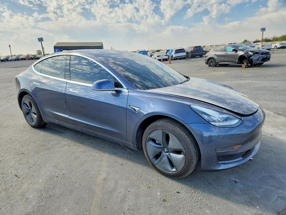 Photo 4 from auction – 2020 TESLA MODEL 3 with VIN 5YJ3E1EA9LF631681