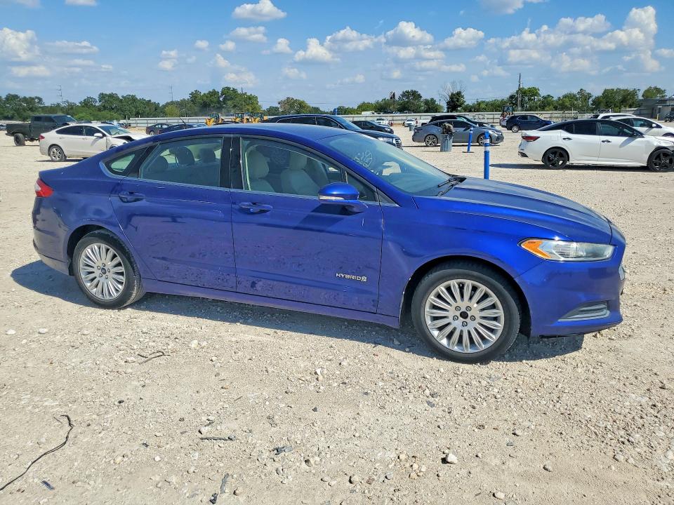 Photo 4 from auction – 2013 FORD FUSION with VIN 3FA6P0LU4DR234707