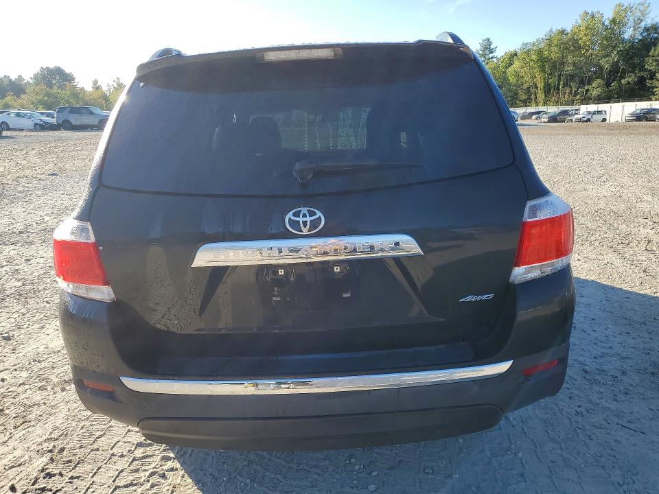 Снимка 6 от търг – 2012 TOYOTA HIGHLANDER с VIN 5TDBK3EHXCS146510