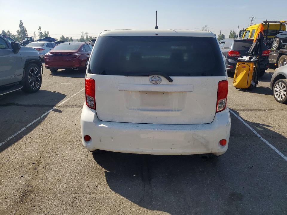 Photo 6 from auction – 2012 SCION XB with VIN JTLZE4FEXCJ024506