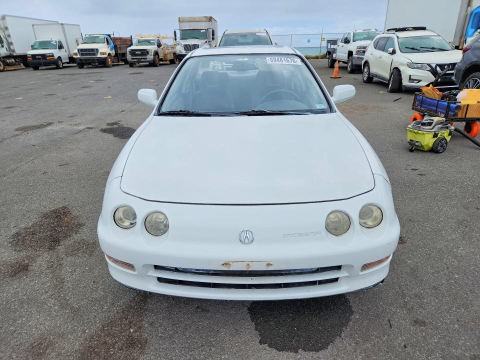 Photo 5 from auction – 1996 ACURA INTEGRA with VIN JH4DB7656TS001555