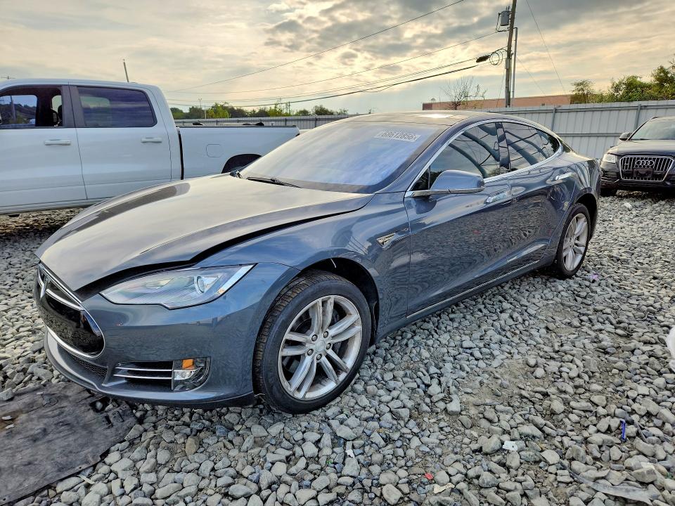 2013 TESLA MODEL S - Търг №68612856