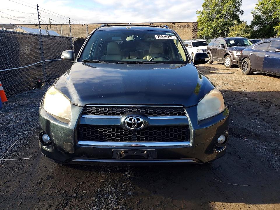 Снимка 5 от търг – 2011 TOYOTA RAV4 с VIN 2T3DF4DV9BW140852