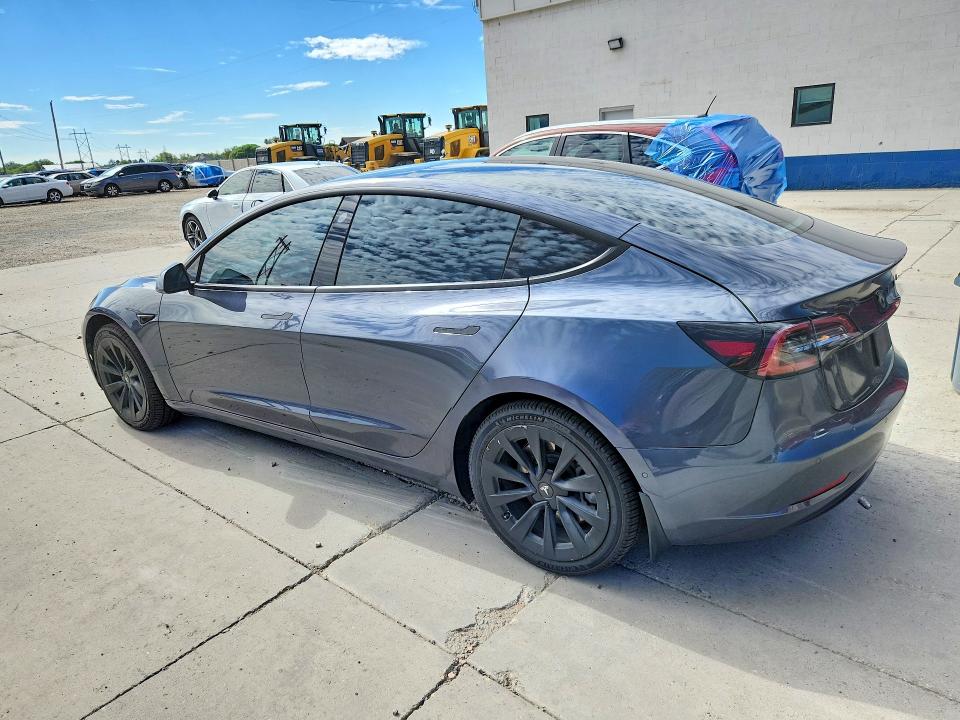 Zdjęcie 2 z aukcji – 2022 TESLA MODEL 3 z VIN 5YJ3E1EB6NF144188