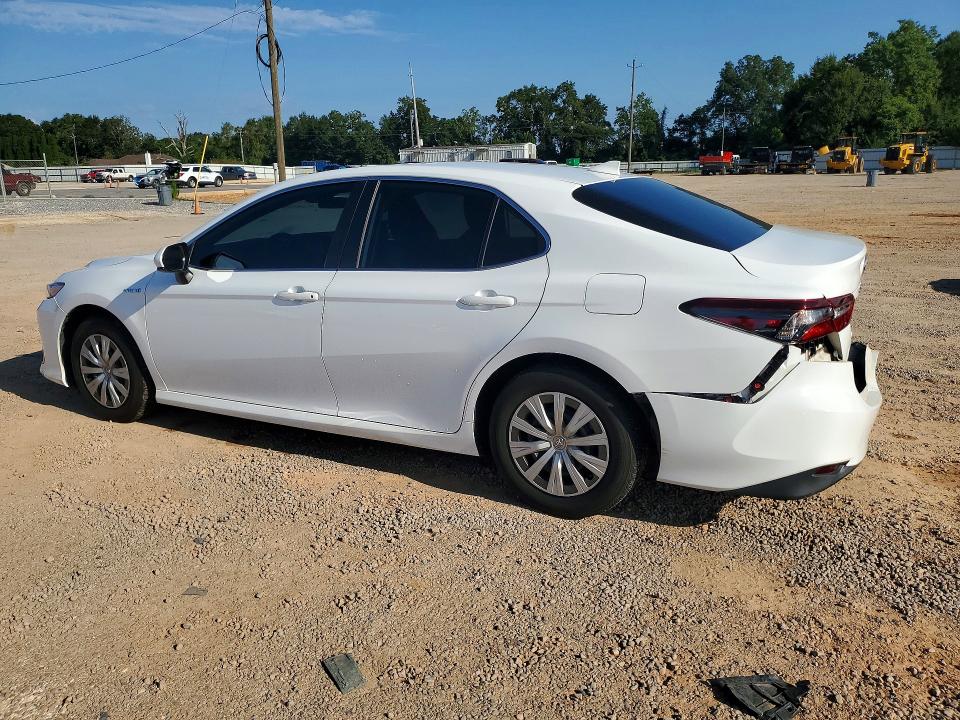 Photo 2 from auction – 2021 TOYOTA CAMRY with VIN 4T1C31AK4MU554291