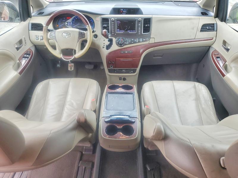 Снимка 8 от търг – 2012 TOYOTA SIENNA с VIN 5TDYK3DC4CS270868