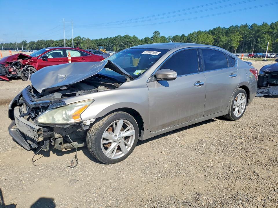 NISSAN ALTIMA 2013 with VIN 1N4AL3AP7DN538055 - Photo from auction