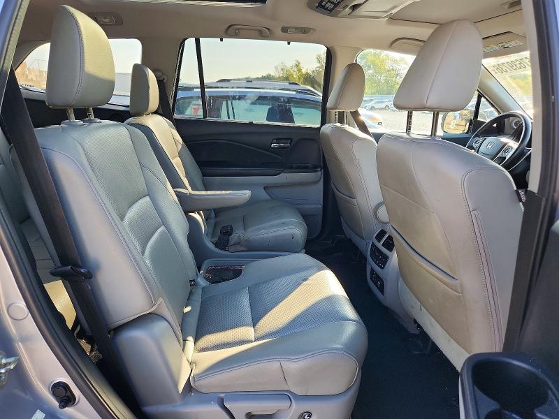 Photo 11 from auction – 2016 HONDA PILOT with VIN 5FNYF6H03GB122968