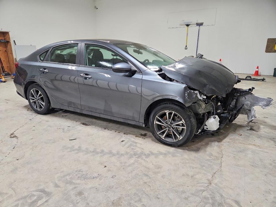Photo 4 from auction – 2024 KIA FORTE with VIN 3KPF24AD7RE751601