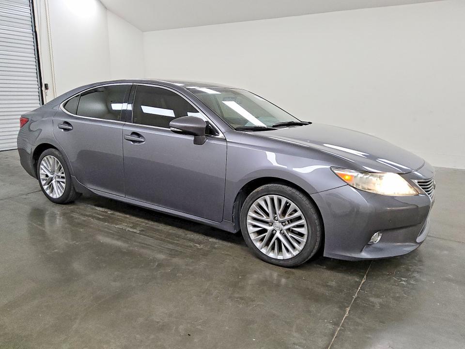 Photo 4 from auction – 2013 LEXUS ES with VIN JTHBK1GG9D2028707