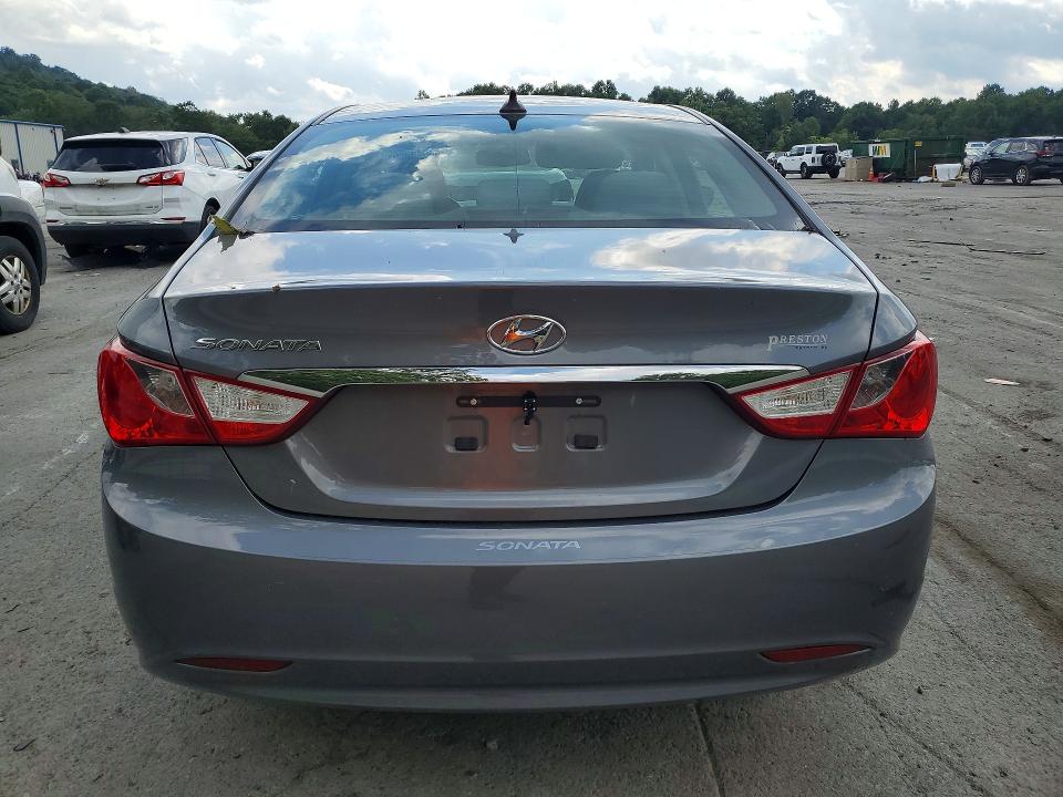 Photo 6 from auction – 2013 HYUNDAI SONATA with VIN 5NPEB4AC4DH565635