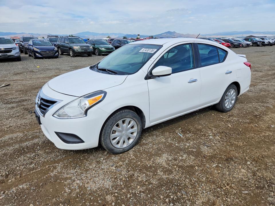 NISS VERSA 2018 with VIN 3N1CN7AP7JL835653 - Photo from auction