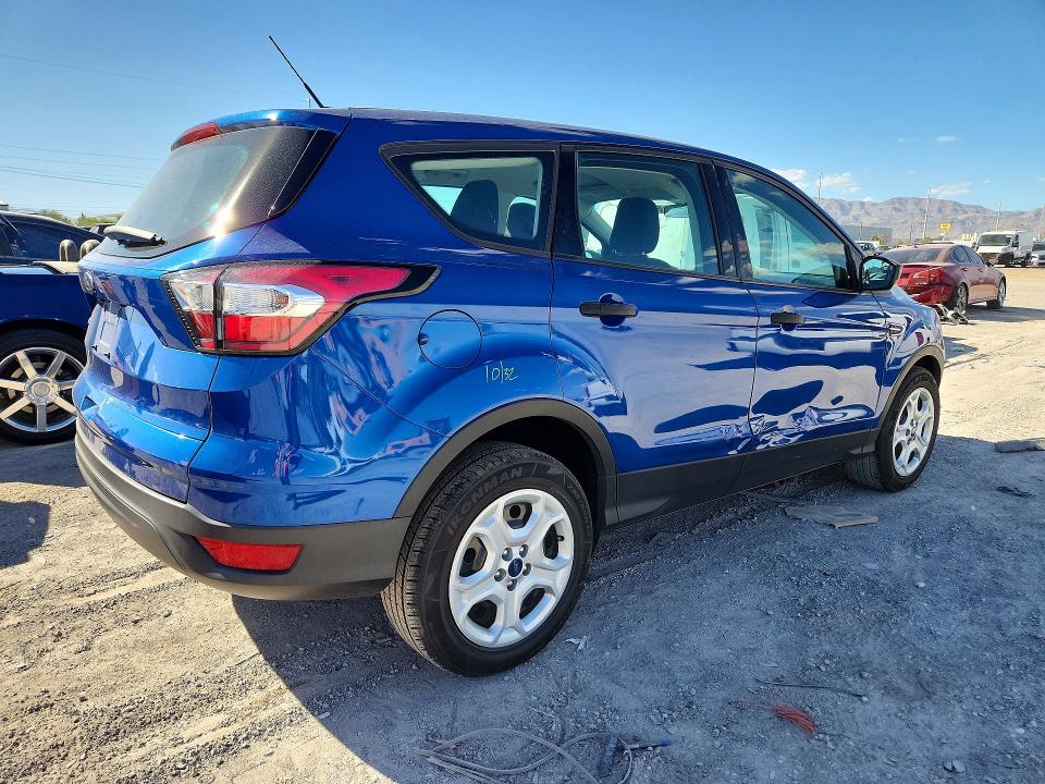 Снимка 3 от търг – 2018 FORD ESCAPE с VIN 1FMCU0F78JUD29699
