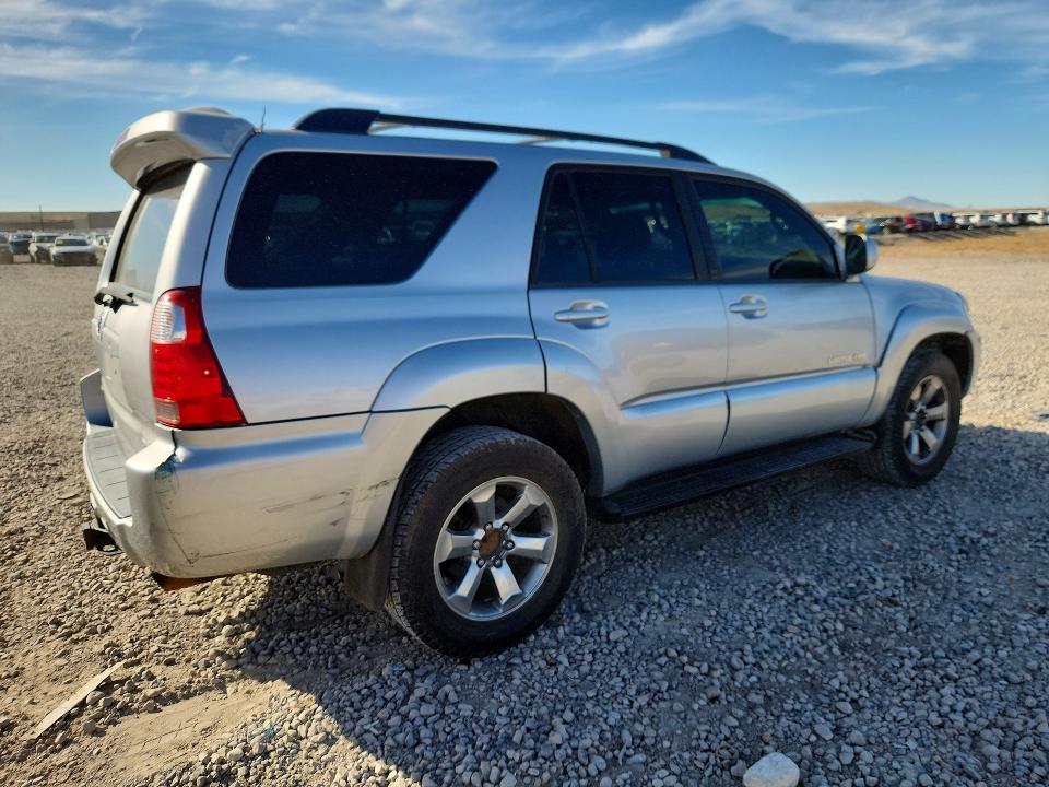 Photo 3 from auction – 2007 TOYOTA 4RUNNER with VIN JTEBT17R678040245