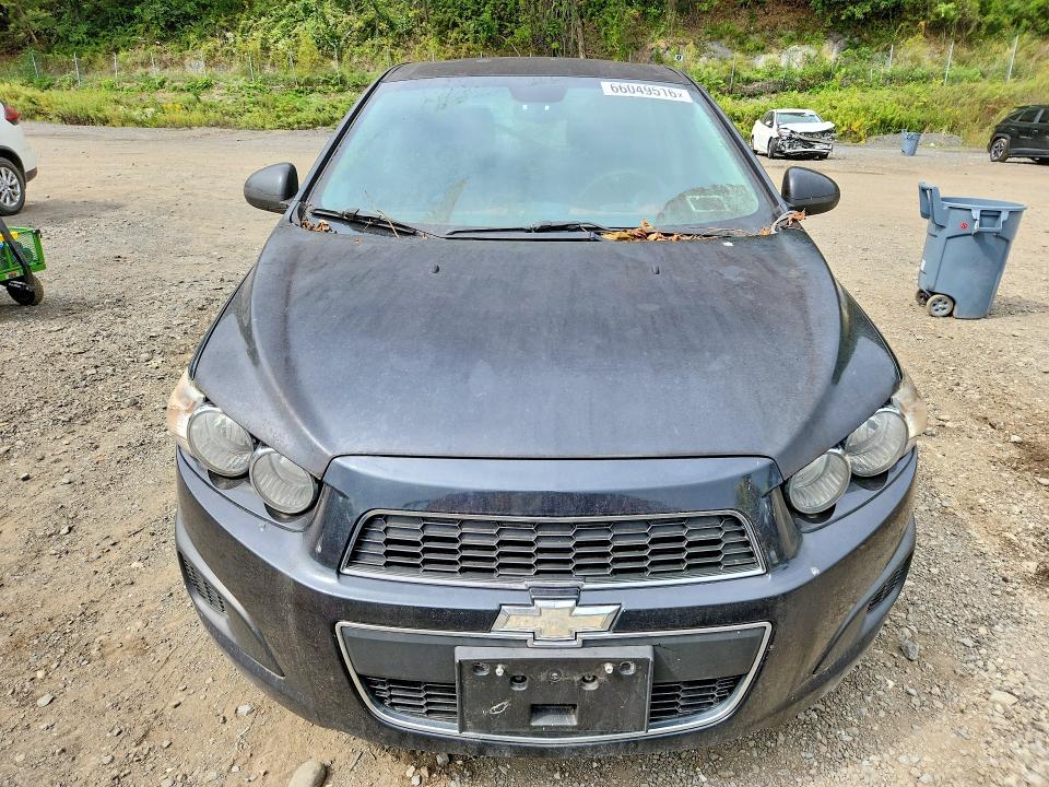 Zdjęcie 5 z aukcji – 2013 CHEVROLET SONIC z VIN 1G1JC6SB4D4134207