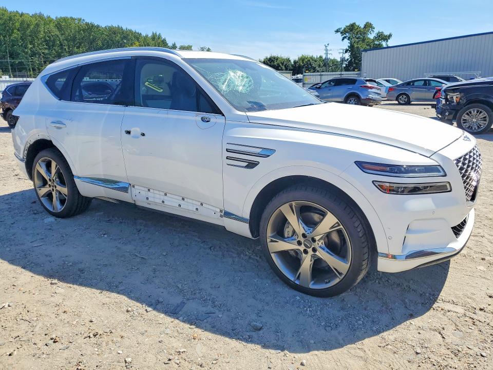 Photo 4 from auction – 2022 GENESIS GV80 with VIN KMUHBDSB2NU098870