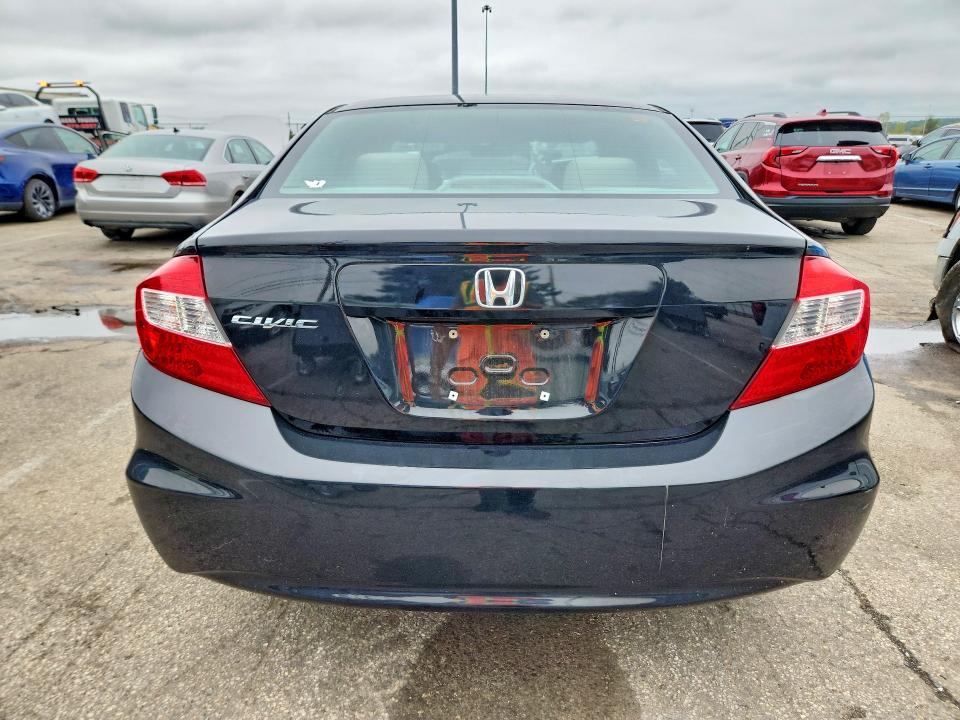 Photo 6 from auction – 2012 HONDA CIVIC with VIN 19XFB2F52CE079038