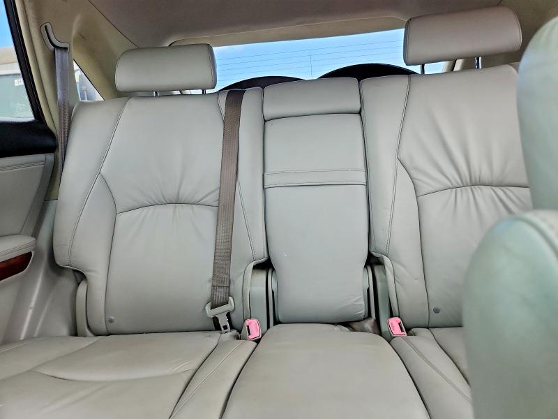 Photo 10 from auction – 2007 LEXUS RX with VIN JTJGK31U970008021
