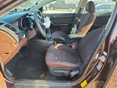 Photo 7 from auction – 2011 KIA FORTE with VIN KNAFU4A29B5399368