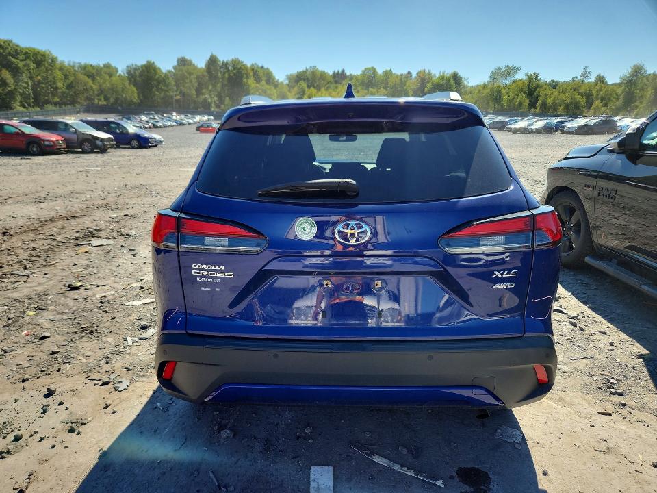 Photo 6 from auction – 2022 TOYOTA COROLLA CROSS with VIN 7MUDAABG2NV032053