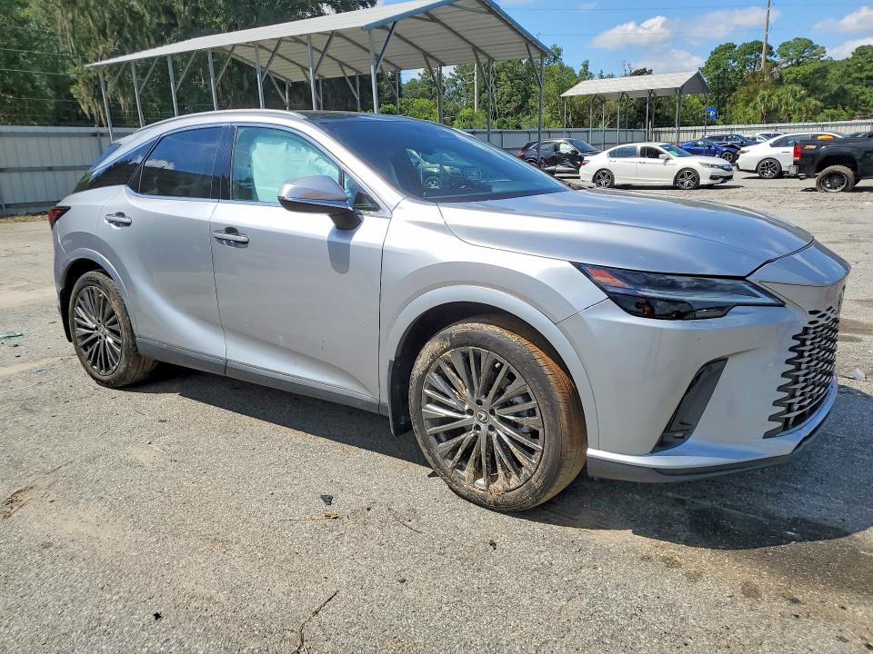 Снимка 4 от търг – 2023 LEXUS RX 350H с VIN 2T2BBMCA2PC015965
