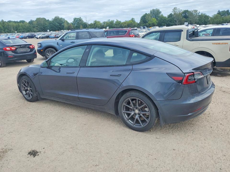 Снимка 2 от търг – 2021 TESLA MODEL 3 с VIN 5YJ3E1EB8MF019434