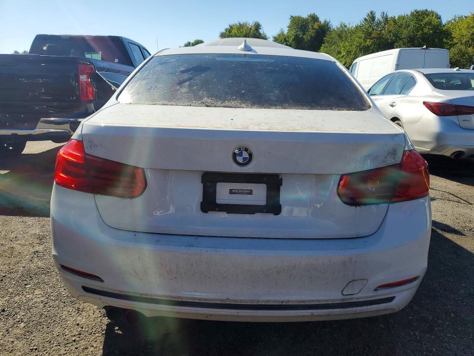Photo 6 from auction – 2017 BMW 330 with VIN WBA8B9C37HK885298