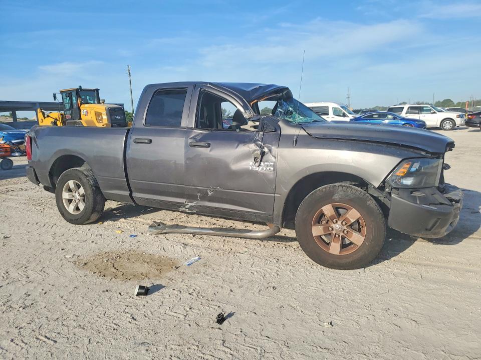 Photo 4 from auction – 2016 RAM 1500 with VIN 1C6RR6FG6GS304833