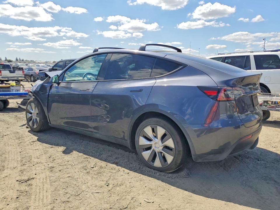 Photo 2 from auction – 2023 TESLA MODEL Y with VIN 7SAYGAEE2PF865561