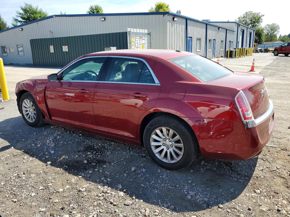 Zdjęcie 2 z aukcji – 2014 CHRYSLER 300 z VIN 2C3CCAAG7EH123422