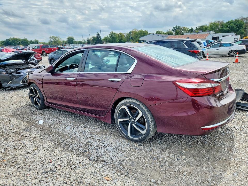 Photo 2 from auction – 2017 HONDA ACCORD with VIN 1HGCR2F56HA308315