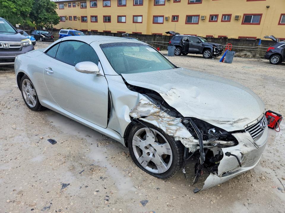 Photo 4 from auction – 2004 LEXUS SC with VIN JTHFN48Y240058385