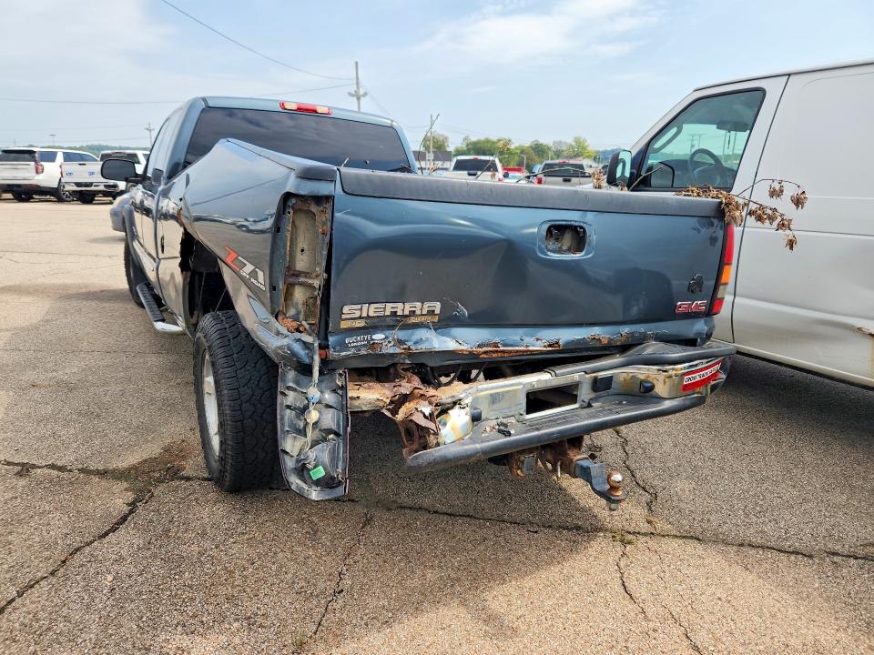 Photo 2 from auction – 2006 GMC NEW SIERRA with VIN 1GTEK19TX6E235441