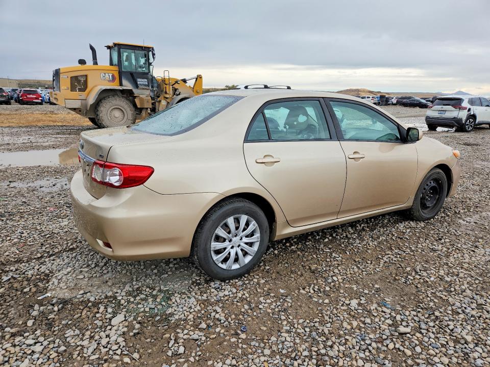 Photo 3 from auction – 2012 TOYOTA COROLLA with VIN 2T1BU4EE0CC818105