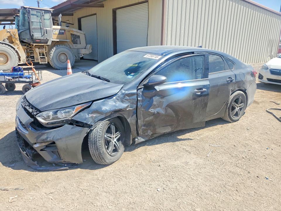 KIA FORTE 2021 with VIN 3KPF24AD8ME394096 - Photo from auction