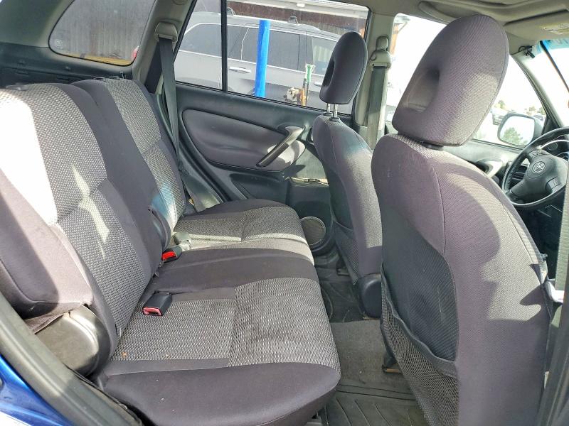 Photo 11 from auction – 2005 TOYOTA RAV4 with VIN JTEHD20V756028523