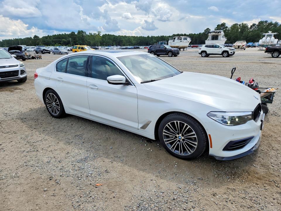 Снимка 4 от търг – 2019 BMW 540 с VIN WBAJE7C57KWD55558