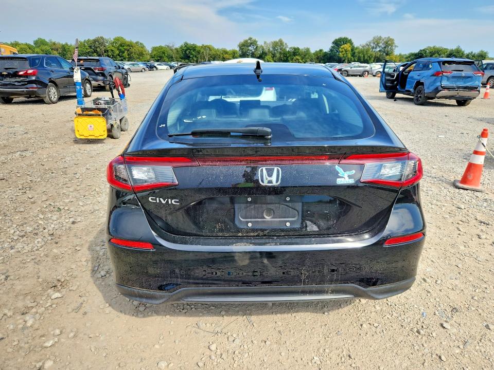 Photo 6 from auction – 2023 HONDA CIVIC with VIN 19XFL1H76PE017704