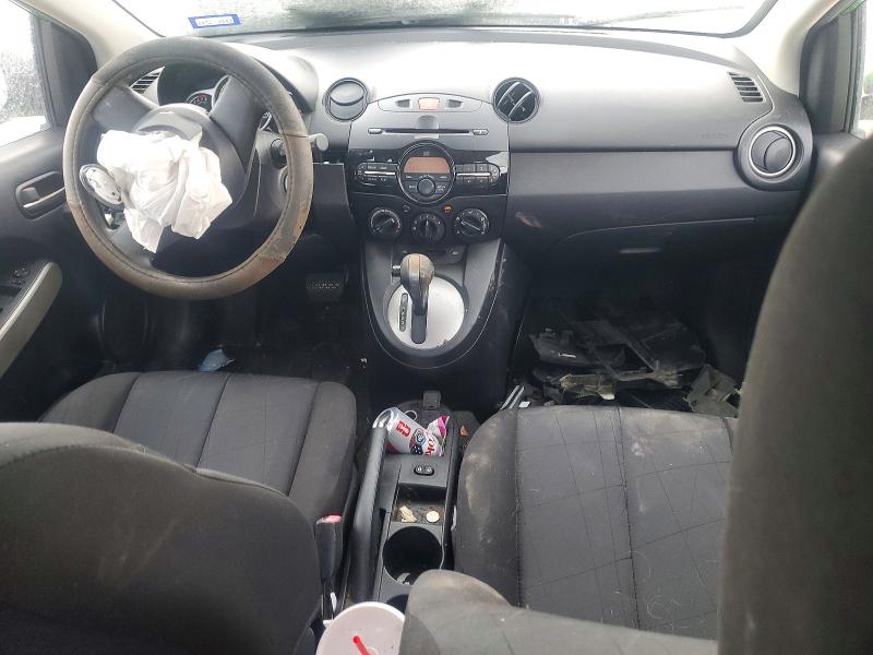 Photo 8 from auction – 2011 MAZDA MAZDA2 with VIN JM1DE1HY9B0105903