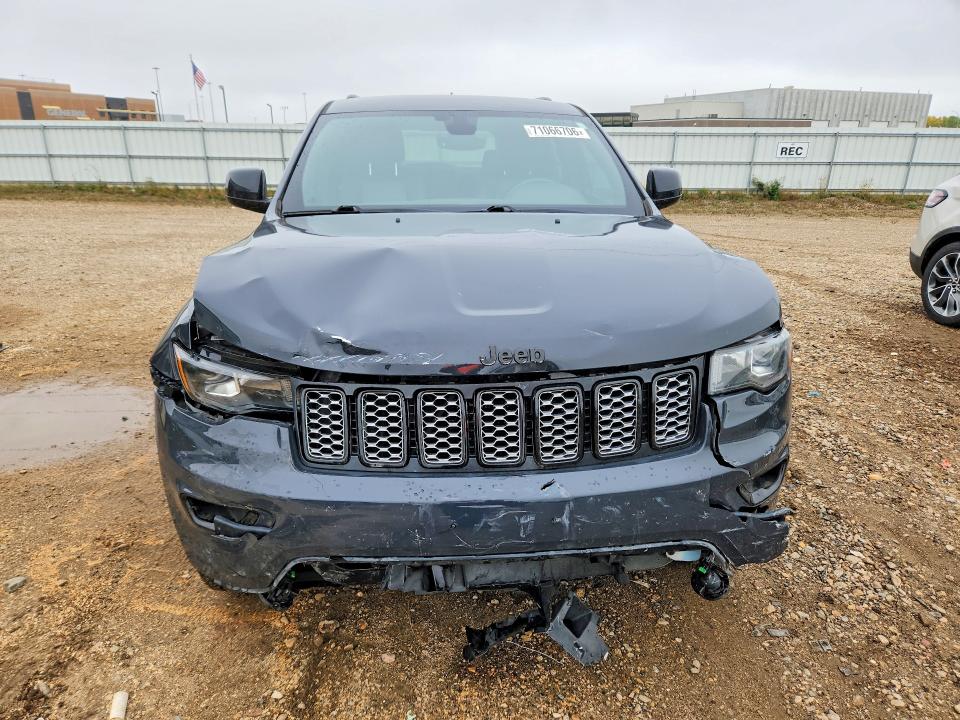 Снимка 5 от търг – 2018 JEEP GRAND CHEROKEE с VIN 1C4RJFAG9JC121404