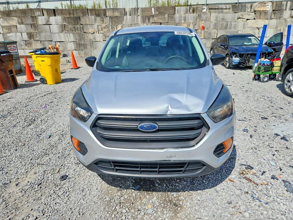 صورة رقم 5 من المزاد - 2018 FORD ESCAPE مع VIN 1FMCU0F7XJUB39886