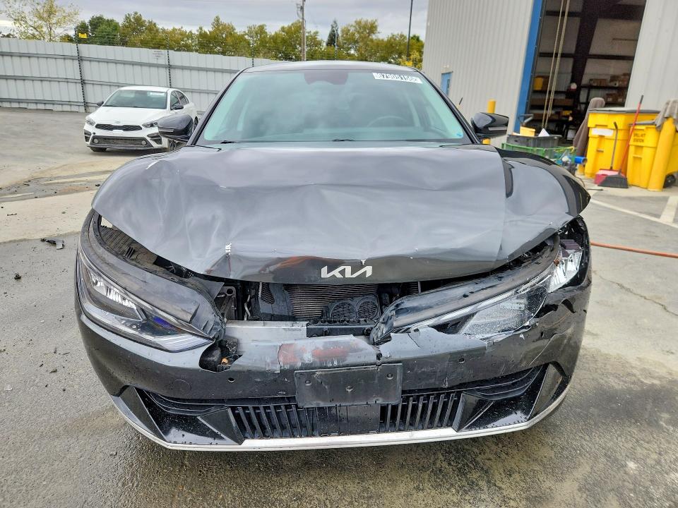 Фото 5 с аукциона – 2023 KIA EV6 с VIN KNDC34LA1P5149658