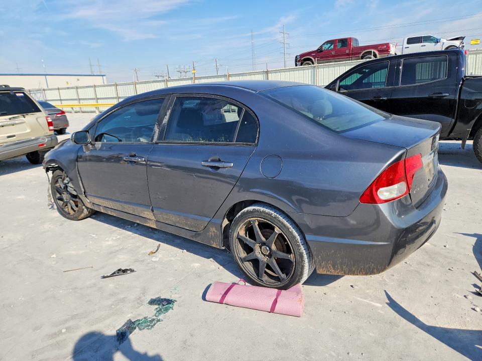 Снимка 2 от търг – 2011 HONDA CIVIC с VIN 2HGFA1F53BH305945