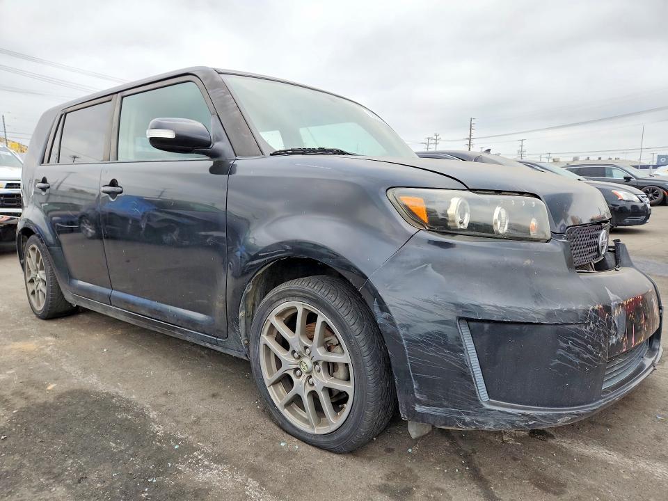 Zdjęcie 4 z aukcji – 2008 SCION XB z VIN JTLKE50E681059101